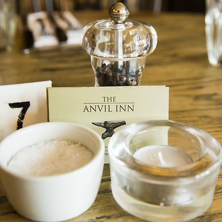 The Anvil Inn Blandford Forum Eksteriør billede